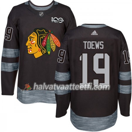 Miesten NHL Chicago Blackhawks Pelipaita Jonathan Toews 19 1917-2017 100th Anniversary Adidas Musta Authentic Miesten NHL Chicago Blackhawks Pelipaita Jonathan Toews 19 1917-2017 100th Anniversary Adidas Musta Authentic
